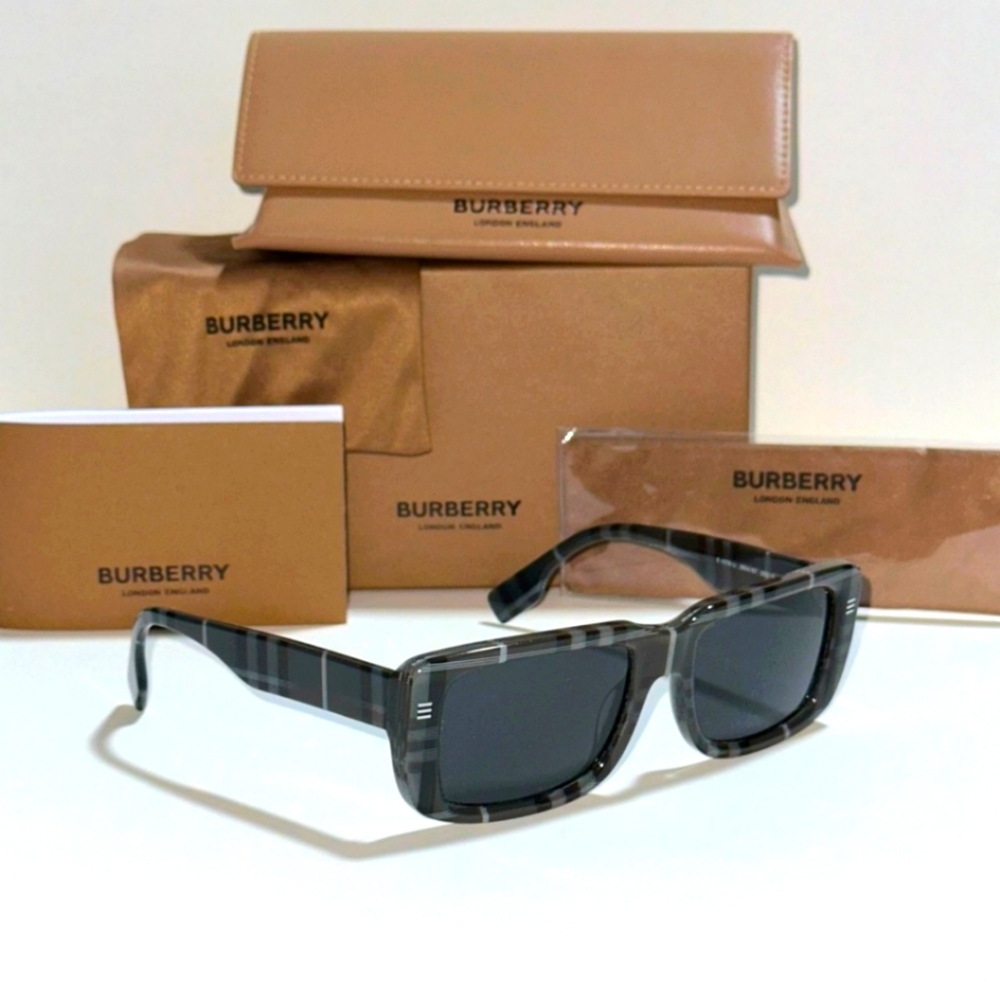 Burberry Black Sunglasses